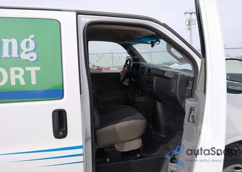 2019 GMC Savana 2500 Work Van from USA, damaged, VIN 1GTW7AFG8K1294549